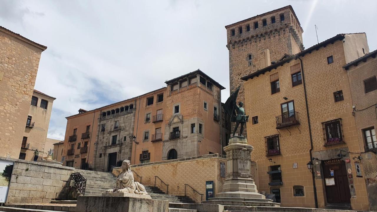 Real Segovia Apartments By Recordis Hotels Exterior photo